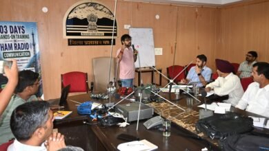 Photo of आपदा के समय त्वरित संचार का प्रभावी माध्यम हैम रेडियो : अपूर्व देवगन