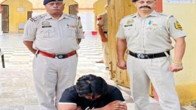 Photo of कांगड़ा के इंदौरा में 70 लाख रुपए की हैरोइन बरामद, 19 साल का तस्कर गिरफ्तार