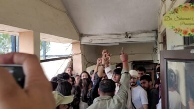 Photo of छात्रा से अभद्रता और ‘कैरेक्टरलेस’ कहने की घटना की SFI ने की कड़ी निंदा