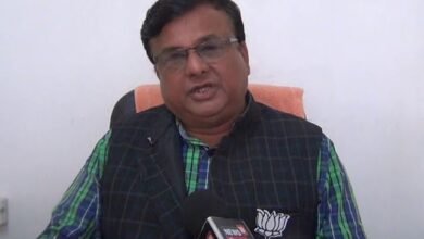 Photo of केंद्र के खिलाफ बीन बजाने से पहले कांग्रेस अपने वादों की धुन सुने : शैलेंद्र
