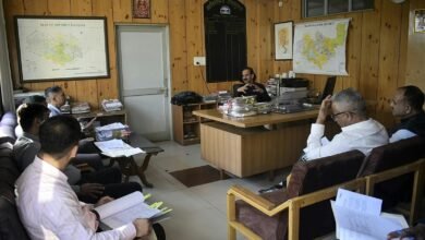 Photo of एससी-एसटी अत्याचार निवारण अधिनियम के तहत दर्ज मामलों का समयबद्ध निपटान सुनिश्चित करें अधिकारी: एडीसी