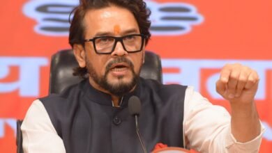 Photo of राहुल गांधी की राजनीति का पैटर्न हवा-हवाई: अनुराग सिंह ठाकुर  राहुल गांधी के पास आरोपों का शोर है, लेकिन सबूतों के नाम पर शून्य बटे सन्नाटा: अनुराग सिंह ठाकुर