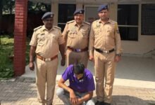 Photo of परवाणू में नाकाबंदी के दौरान आल्टो कार से 7.21 ग्राम चिट्टा बरामद, शिमला का 33 वर्षीय युवक गिरफ्तार…
