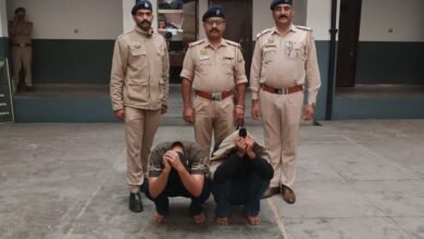 Photo of धर्मपुर में 18 ग्राम चरस के साथ शिमला के दो युवक गिरफ्तार, कोर्ट से मिला 3 दिन का पुलिस रिमांड