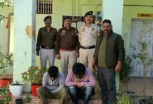 Photo of सोलन में आधी रात को पुलिस का बड़ा एक्शन, शामती में कार से 54 ग्राम चिट्टा बरामद; पंजाब-हरियाणा के दो आरोपी गिरफ्तार