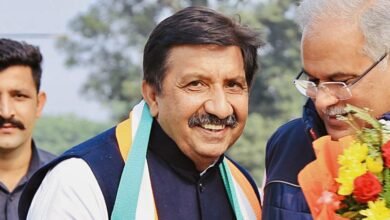 Photo of भाजपा नेता टिकट की लड़ाई में उलझे, और हम विकास में, डिप्टी सीएम मुकेश अग्निहोत्री ने विपक्ष पर साधा निशना