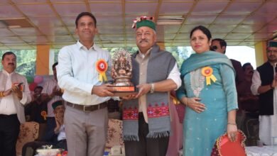 Photo of खेल प्रतिभाओं को निखारने में महत्वपूर्ण भूमिका निभा रही प्रदेश सरकार : रोहित ठाकुर