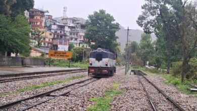 Photo of हिमाचल में रेलवे को लेकर बड़ा अपडेट! पठानकोट-जोगिंद्रनगर लाइन होगी ब्रॉडगेज? सर्वे पूरा, अब रेलवे बोर्ड के फैसले पर टिकी नजर